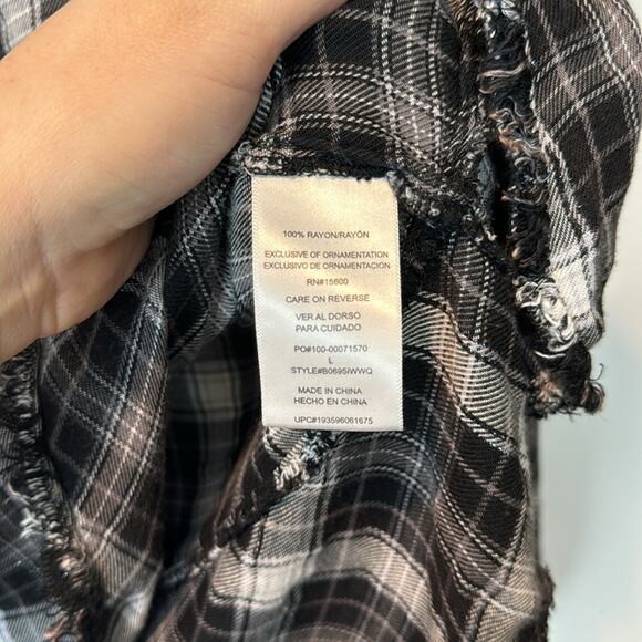Democracy Flannel - Women's Large - Picture 5 of 6